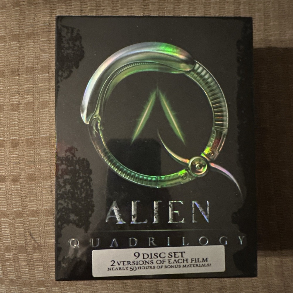 Alien Quadrilogy (DVD, 2003, 9-Disc Set) ES1762